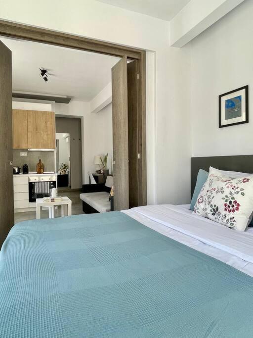 Domus City Apartment With Wonderful Balcony Salonicco Esterno foto