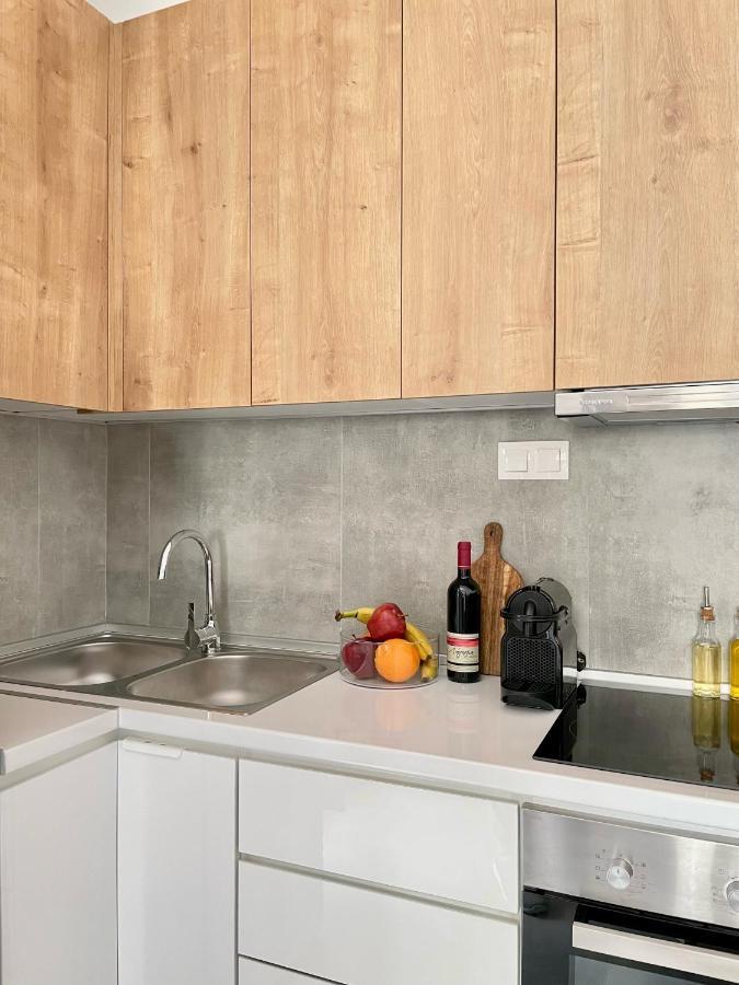 Domus City Apartment With Wonderful Balcony Salonicco Esterno foto